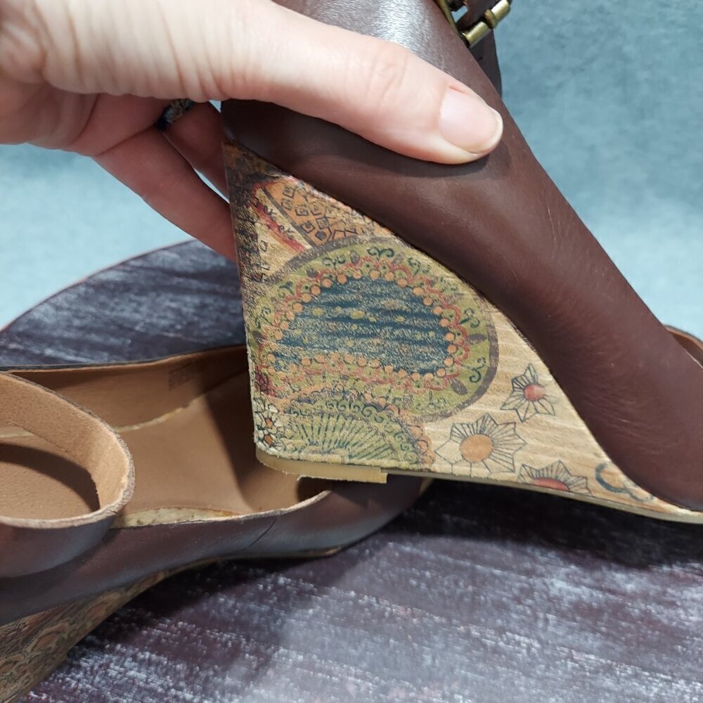Lucky Brand Tan Cork Wedge Platform Sandals Size 9.5M with paisley print - Picture 4 of 15